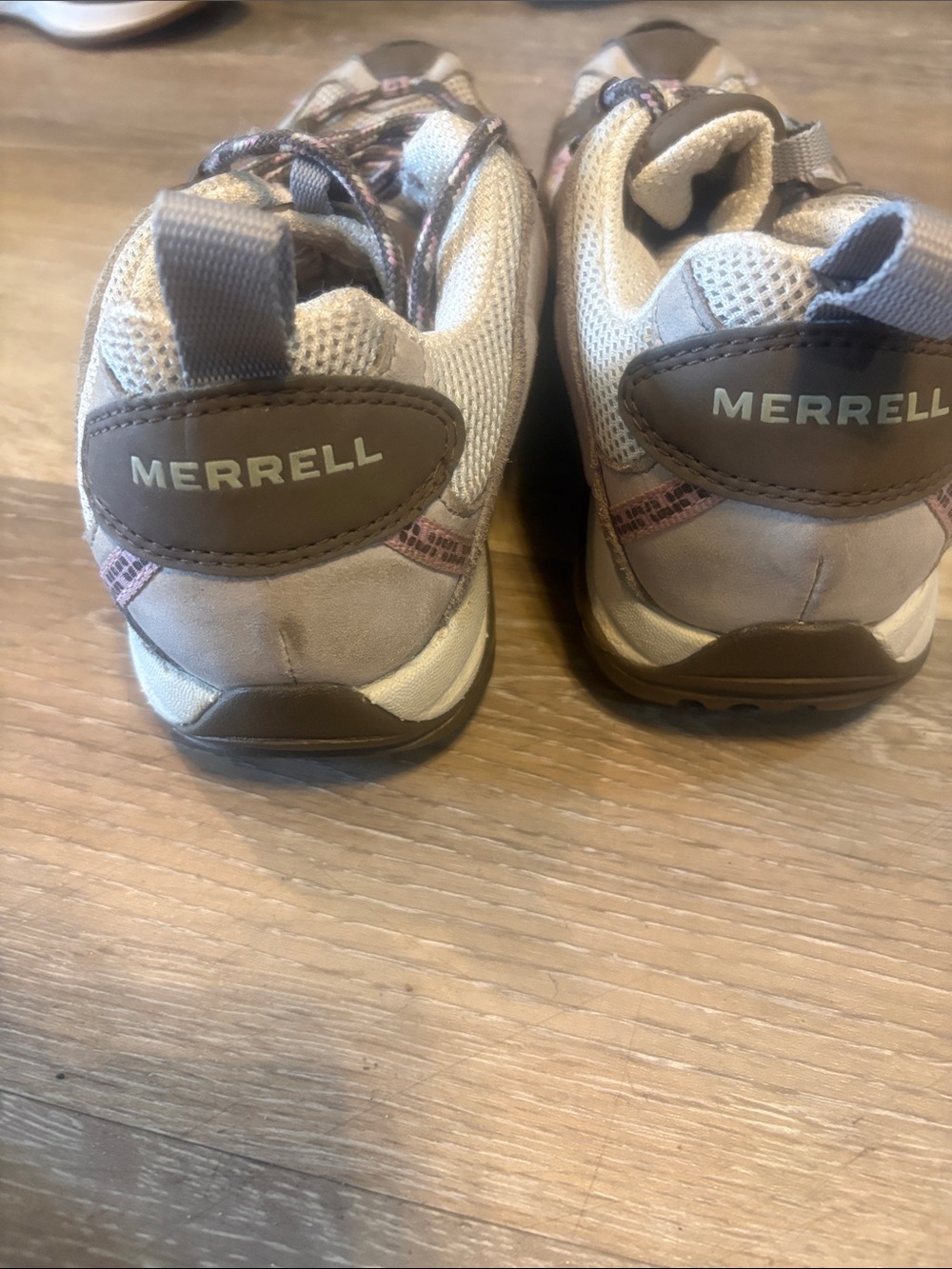 Merrell Women's Metallic Silver Shoe Label - Picture 4 of 5